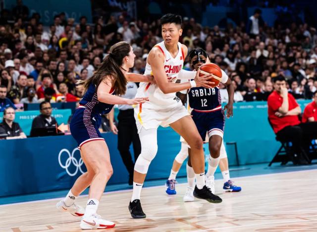 登录入口-中国女篮为何状态低迷？听听女篮姑娘们怎么说