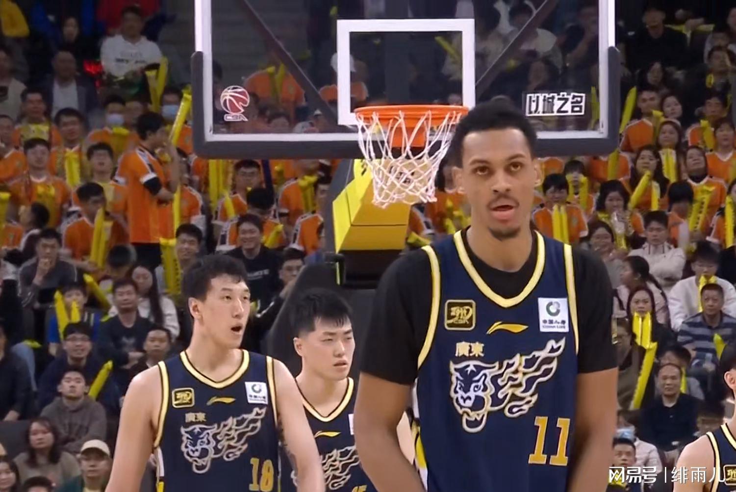 Kaiyun Sports-恭喜广东队！CBA“暴力内线”正式到位，保四争二没悬念了！