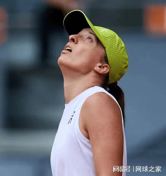 app下载-斯瓦泰克透露输球原因让人惊讶，赛后和记者起冲突引发互怼事件