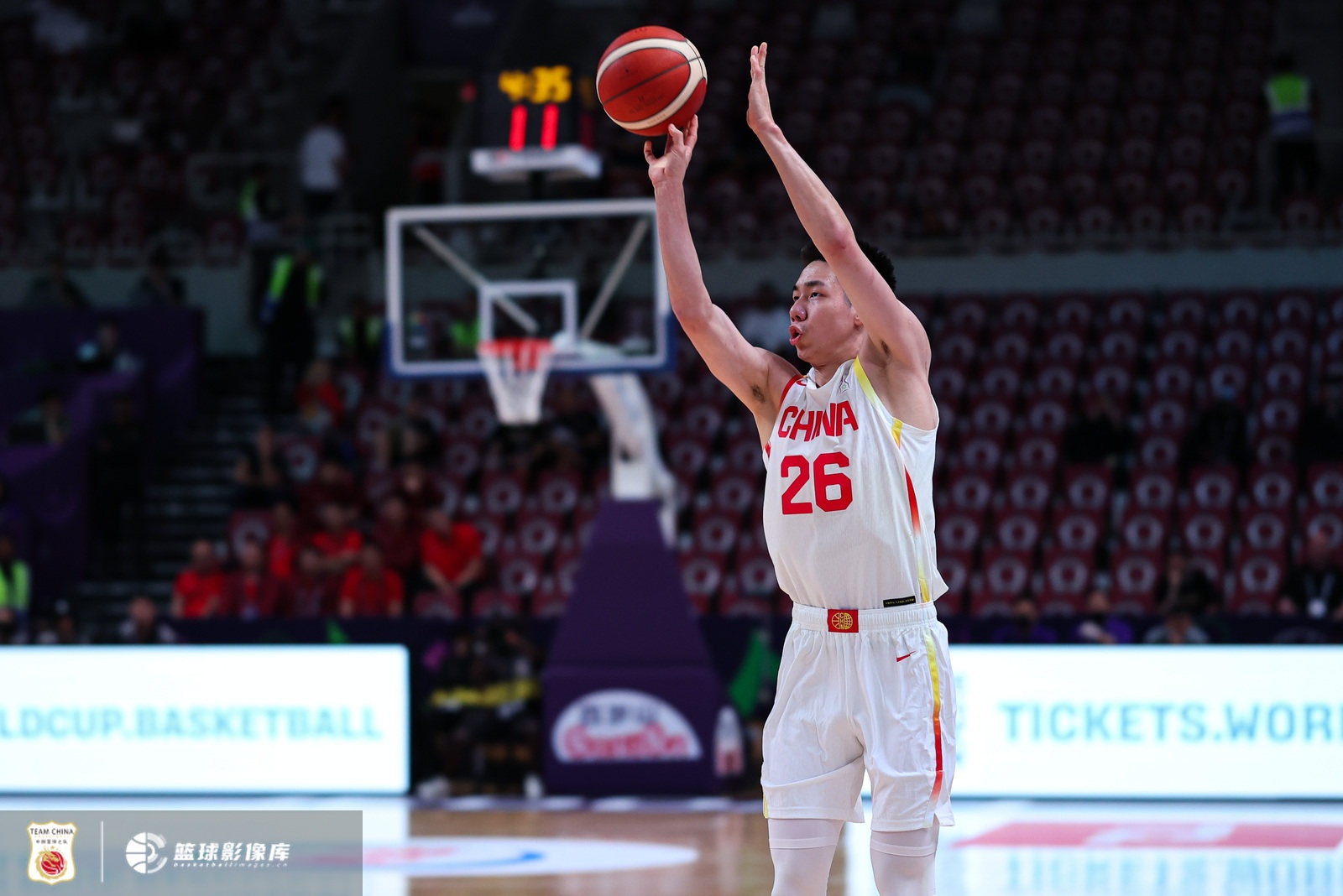 周琦解析总决赛失利主因 朱俊龙防守高度与速度成关键因素